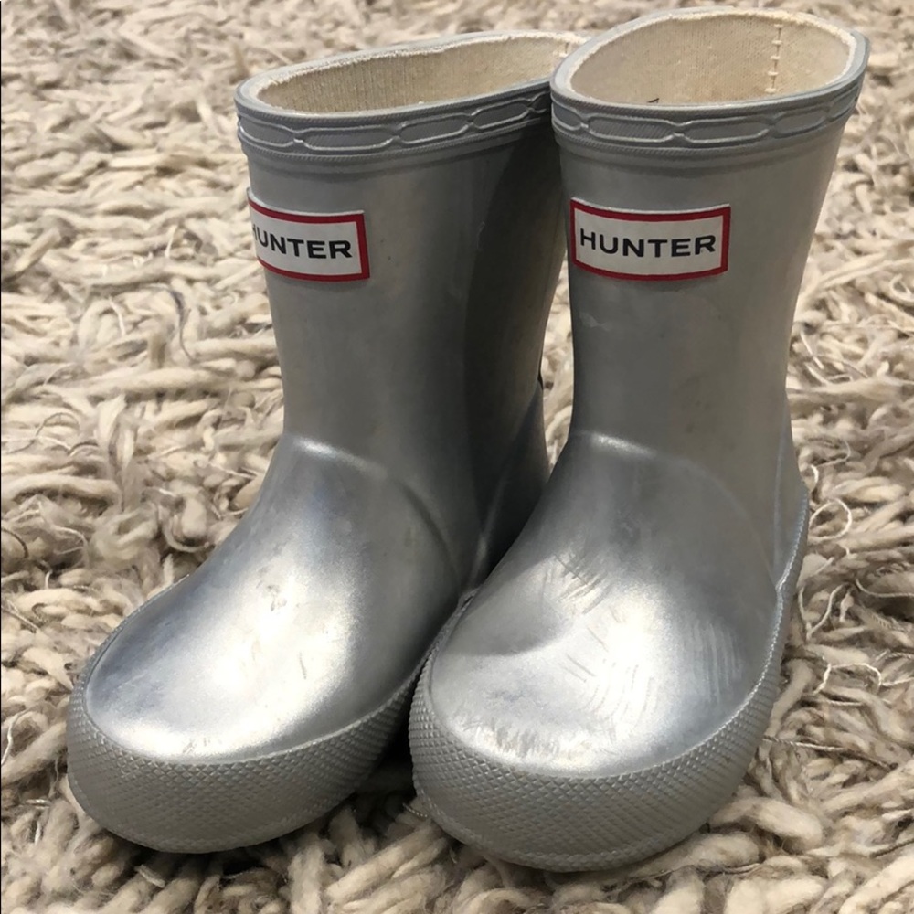 Silver, size 4, Hunter boots